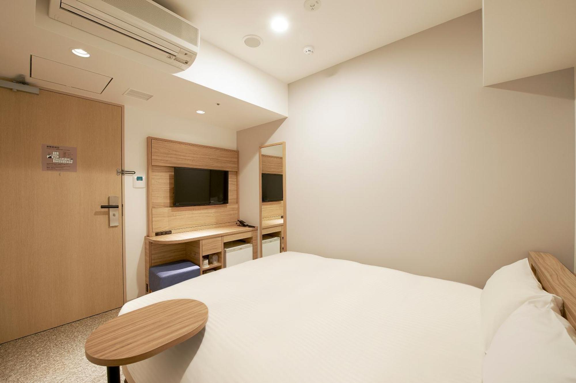 Sotetsu Fresa Inn Tokyo Kinshicho Rum bild